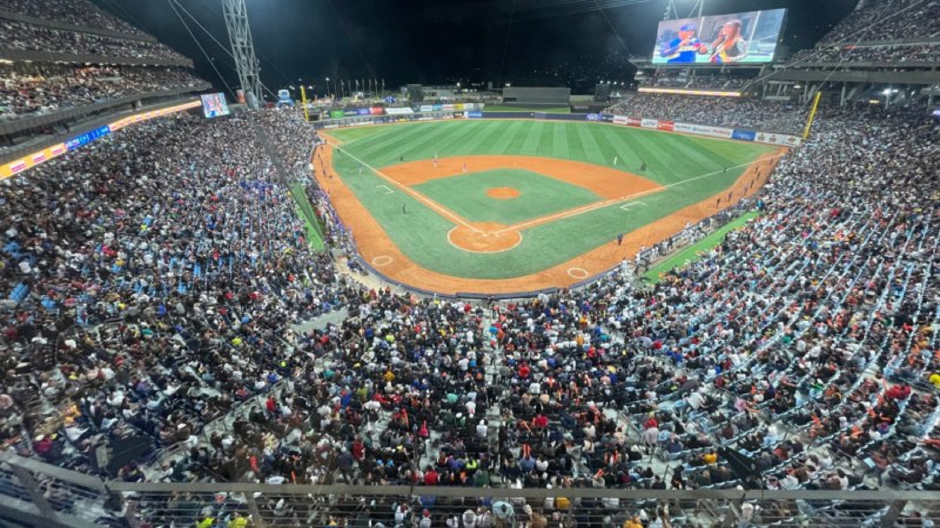 El Caracas Magallanes jugado en el Monumental rompió récord de