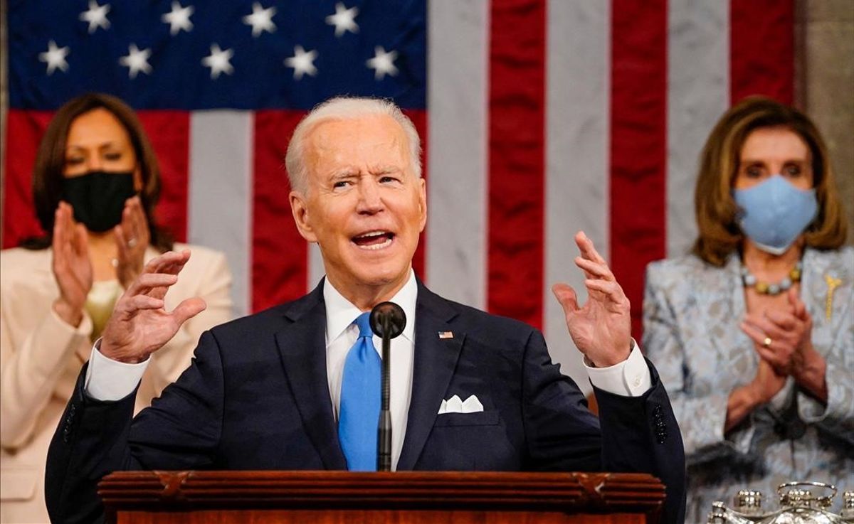 Biden pide donar bienes rusos incautados