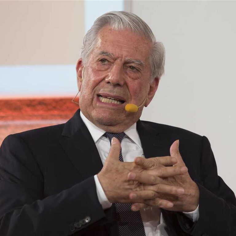 Entrevista a Vargas Llosa