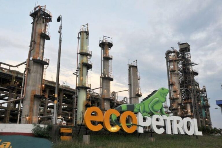 Economía colombiana en alza gracias al petróleo