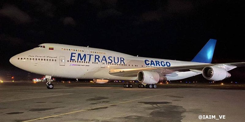 Mesa de trabajo por avión de Emtrasur