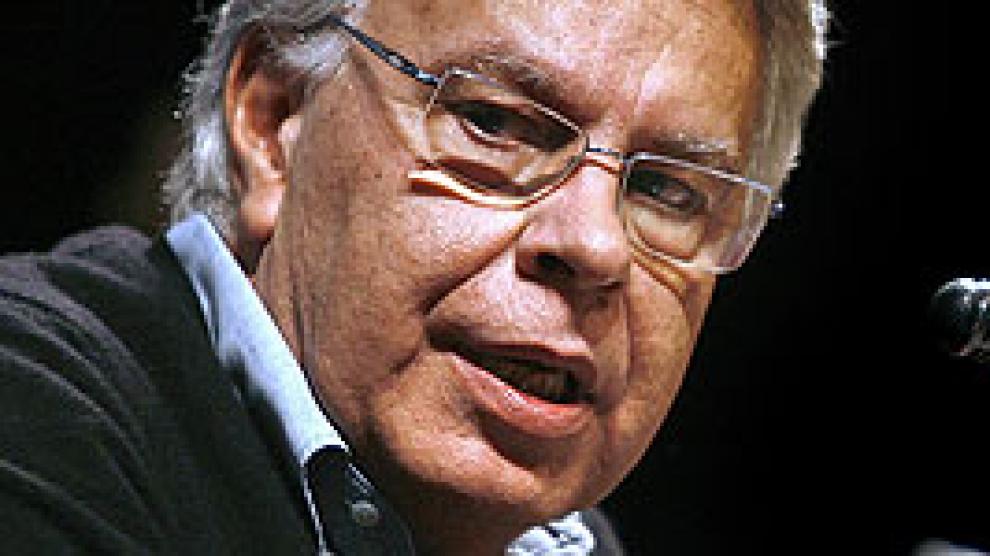 Felipe González respalda a AD