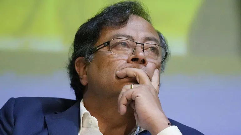 gustavo petro venezuela