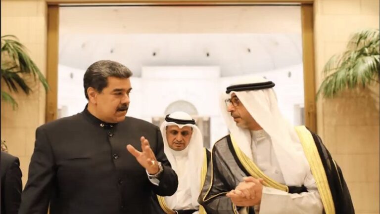 Maduro de visita en Kuwait