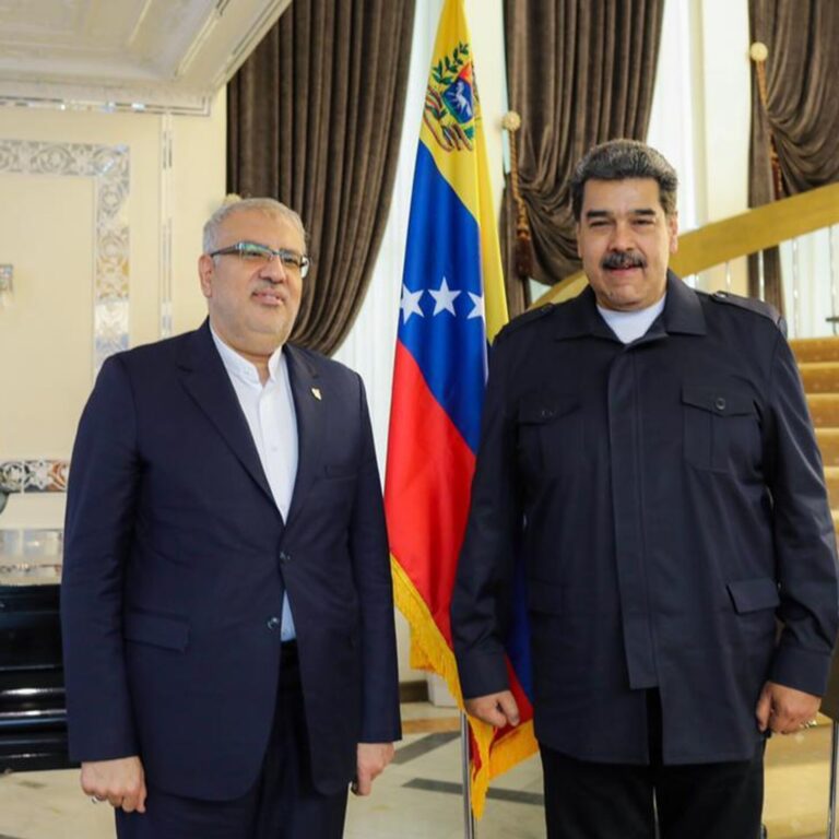 Maduro reunido con ministro de petróleo iraní