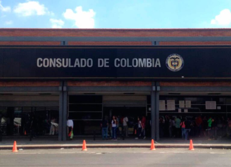Reabrirán consulados en Venezuela