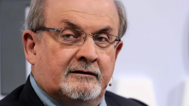 Apuñalado Salman Rushdie