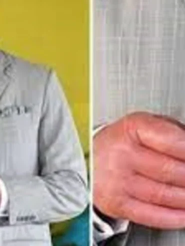 Carlos dedos de salchicha