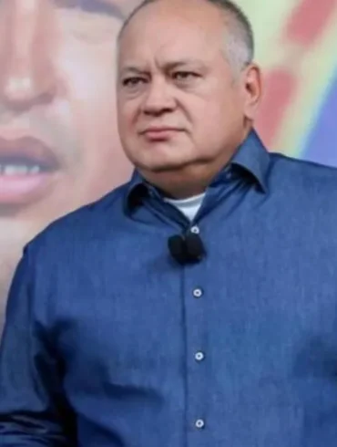 Diosdado arremete contra Olga Tañón