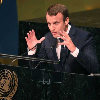 Macron carga contra Putin por la guerra