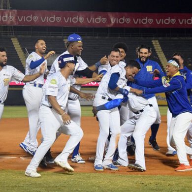 Magallanes y Tigres celebran