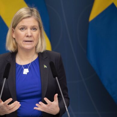 Renuncia Primera Ministra de Suecia