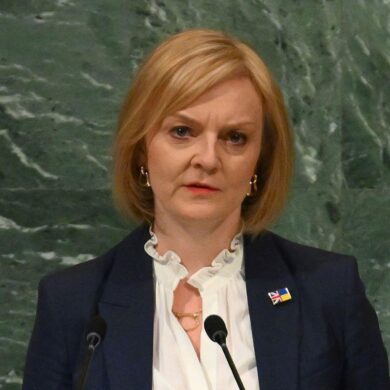 Truss dará más apoyo a Ucrania