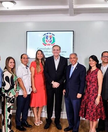 Homenaje a Oscar Haza