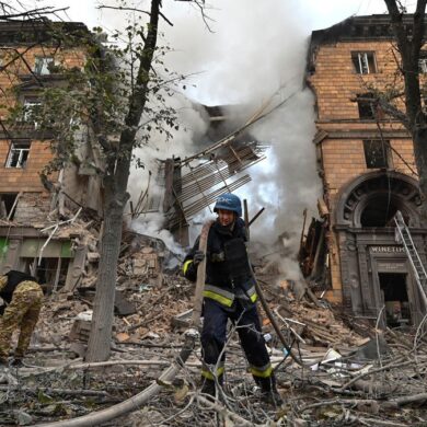 Biden promete más armas