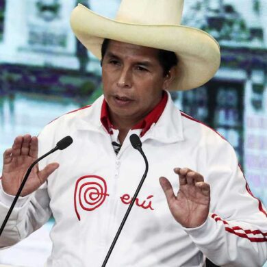 Fiscalía peruana acusa a presidente Castillo