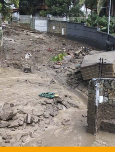 Desbordamiento río El Castaño