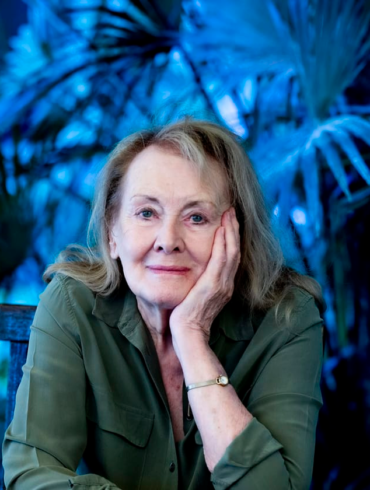 Francesa gana Nobel de Literatura