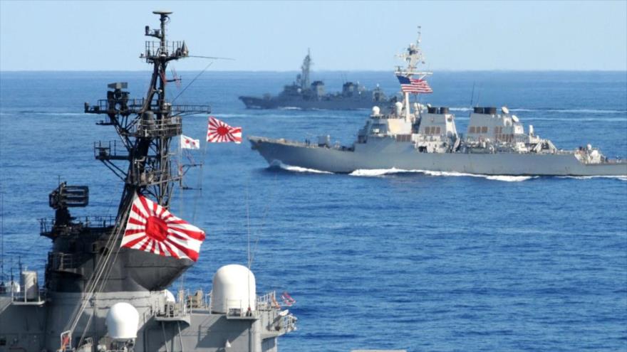 EEUU y Japón hacen maniobras