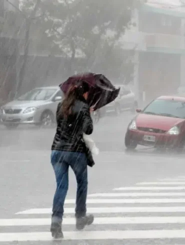 Alerta por nueva onda tropical