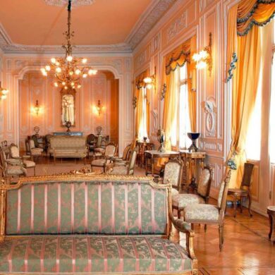 Gobierno de Petro se gasta una fortuna en lujos