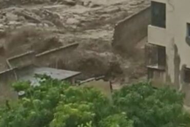 Desbordamiento de ríos en La Guaira