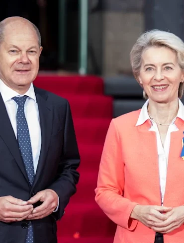 Proponen plan para reconstruir Ucrania