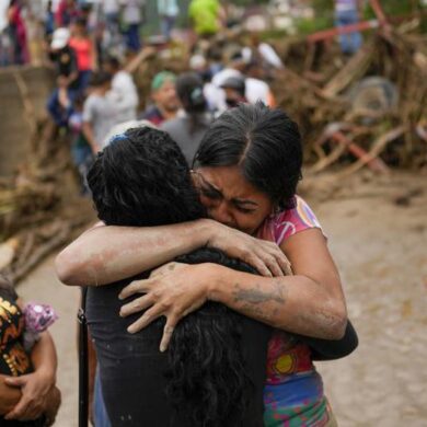 Prohíben paso en Tejerías