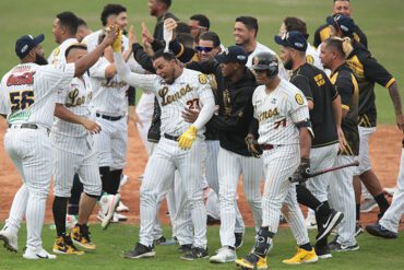 Leones dejan en el terreno a Caribes