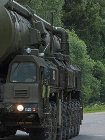 Retoman conversaciones nucleares