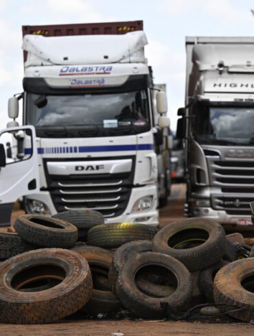 Bolsonaro pide desbloquear carreteras