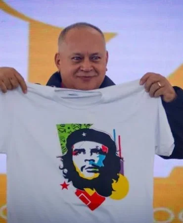 Cabello enCongreso de Estudiantes