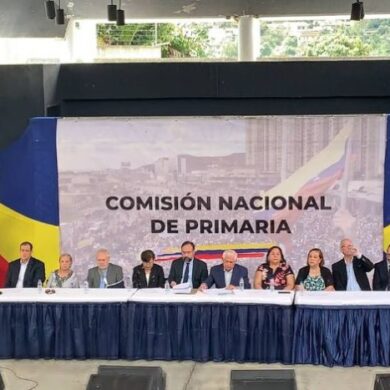 Casal presidirá Comisión de Primarias