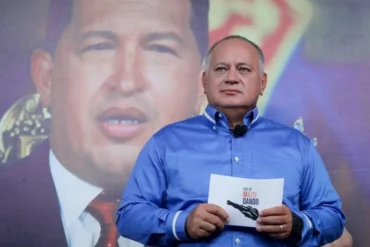 Diosdado le dijo mamarracho a Borrell