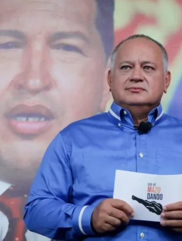 Diosdado le dijo mamarracho a Borrell