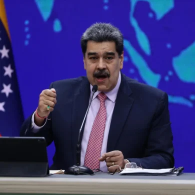 Maduro la emprendió contra la Plataforma