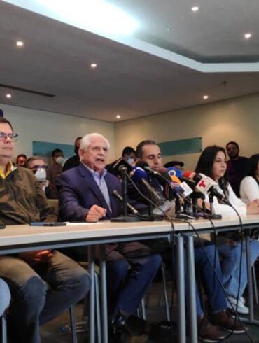 Plataforma saluda reinicio del diálogo