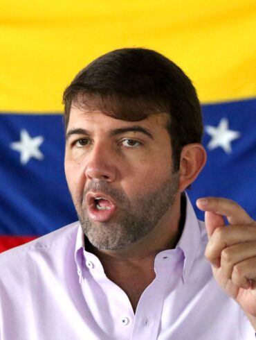 Prosperi espera liberación de presos políticos