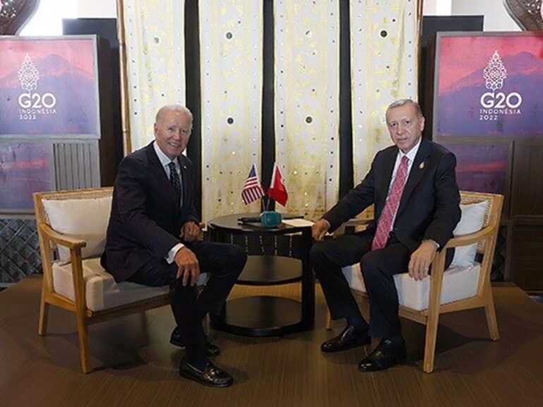 Biden y Erdogan se reunieron
