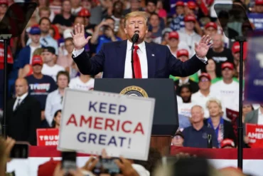 Trump listo para lanzar candidatura