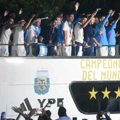 Tildan de desclasados a la selección