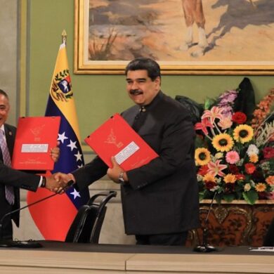 Belice logra reducción de su deuda