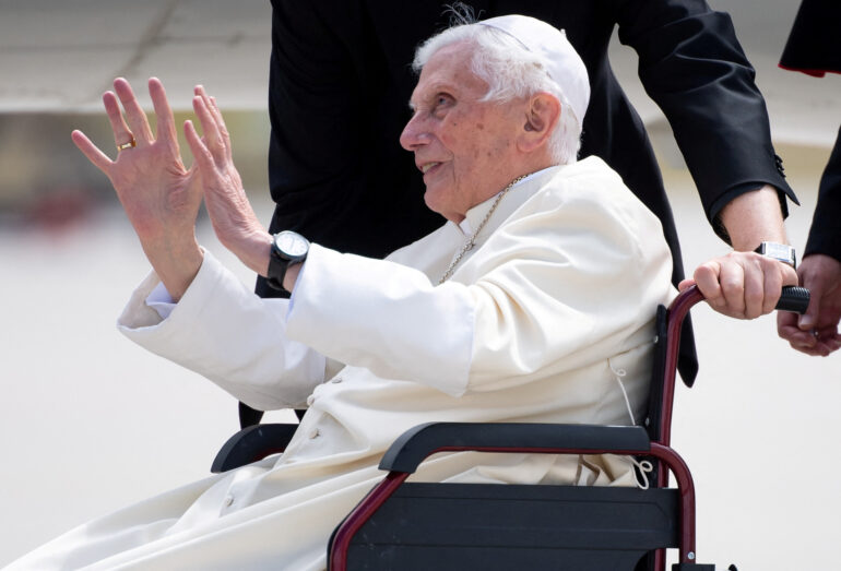 Se agrava salud de Benedicto XVI