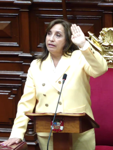 Boluarte se juramenta