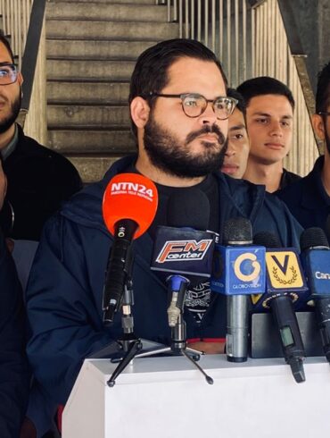 FCU exige instalación de mesas técnicas