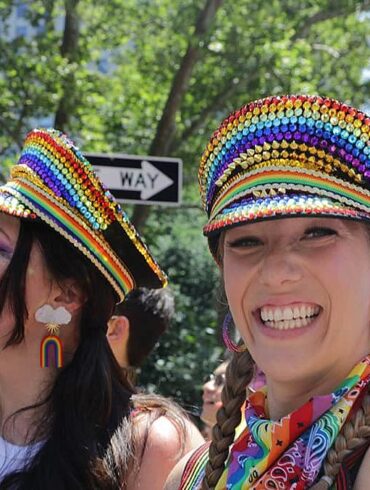 Biden firma ley sobre matrimonio entre gays