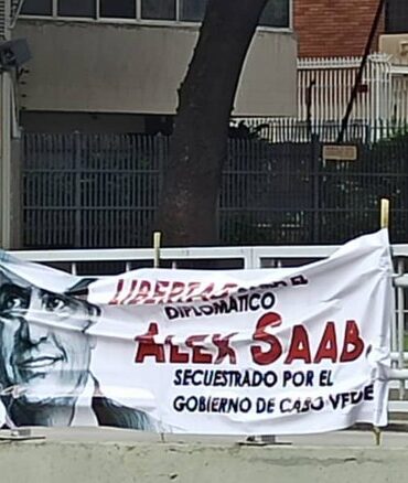 Propaganda a favor de Saab