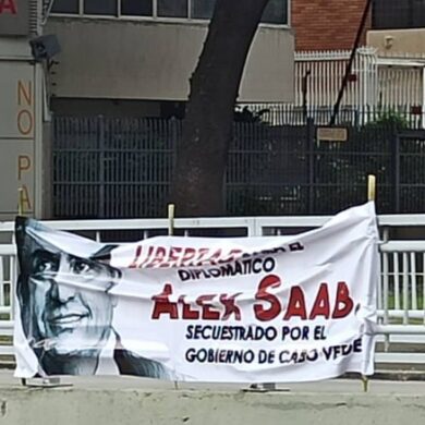 Propaganda a favor de Saab