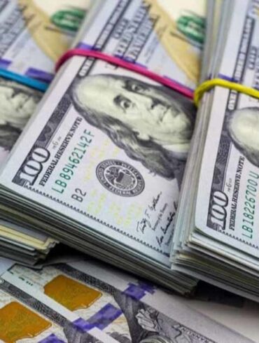 Columna Julio Castellanos