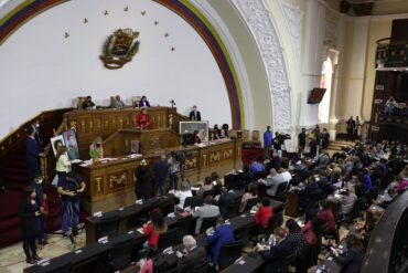 Asamblea inicia sesiones